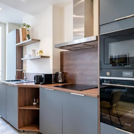 Pleasant 2 Bedroom In The Heart Of Apartament